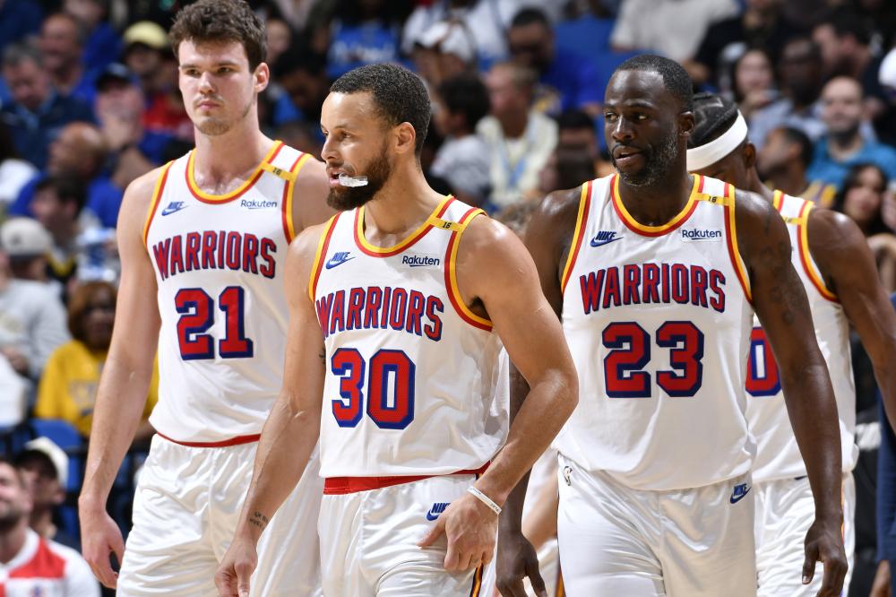 铃木彩艳的 铃木彩艳的