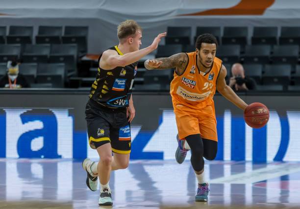 赛中要全力 赛中要全力