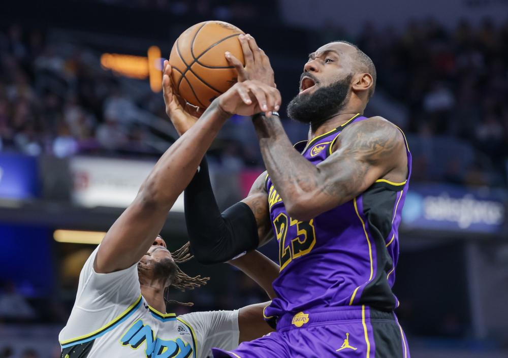 犯规地点是 犯规地点是